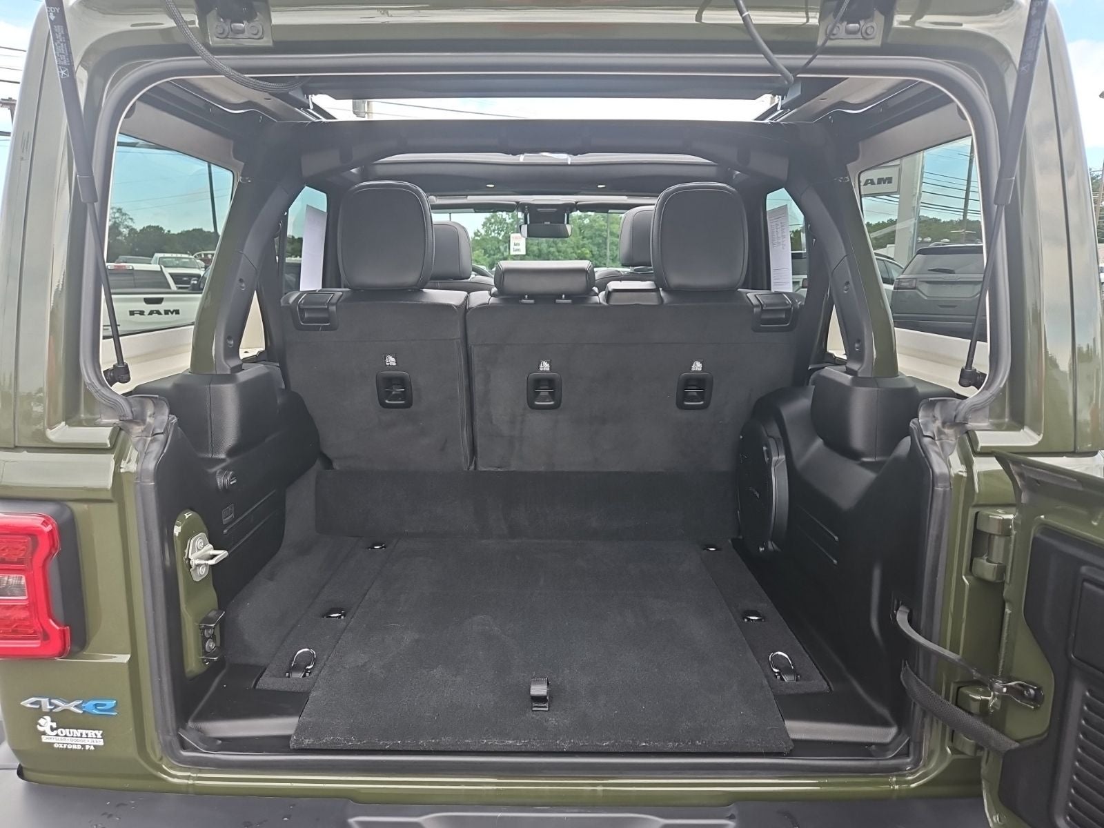 2024 Jeep Wrangler 4xe Sahara 4xe