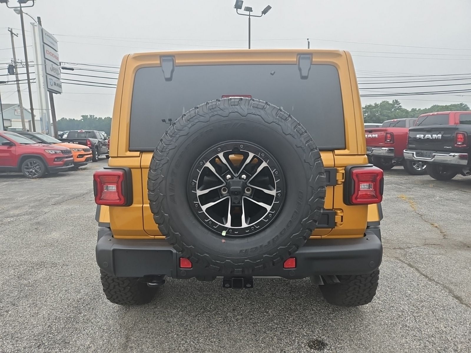 2026 Jeep Wrangler WRANGLER 4-DOOR MOAB 392