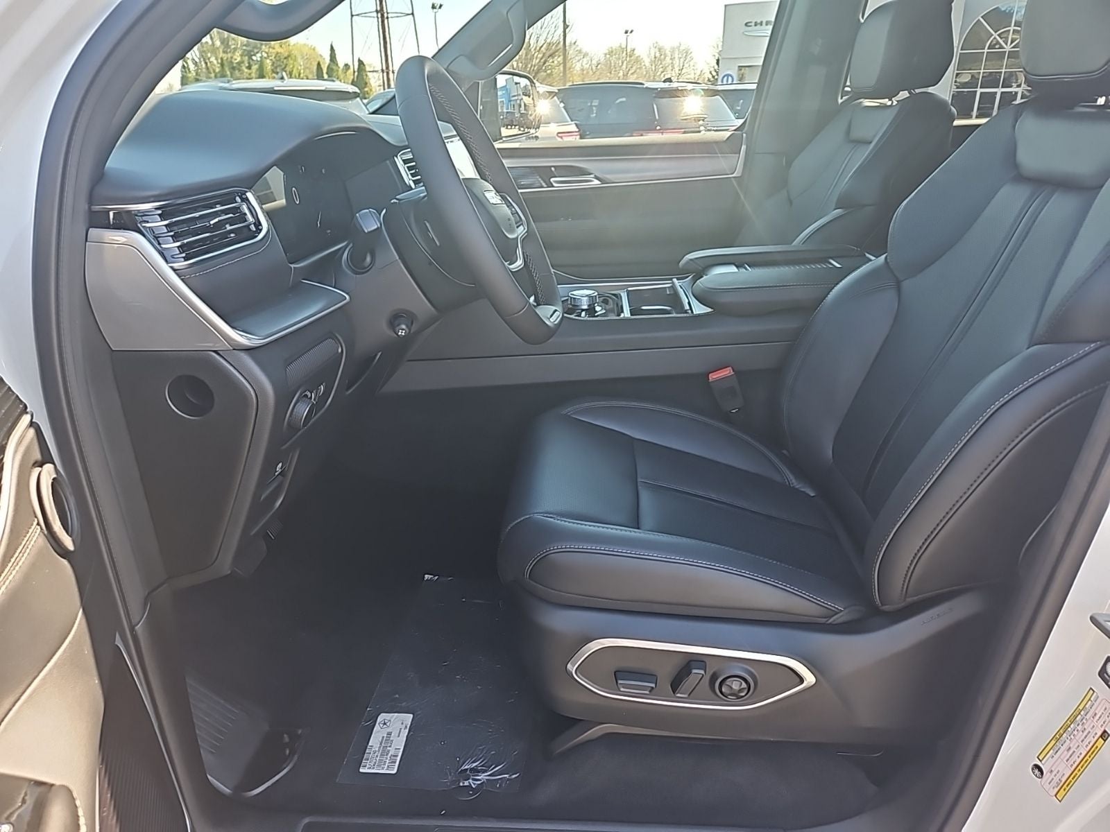 2026 Jeep Grand Wagoneer GRAND WAGONEER LIMITED RESERVE 4X4