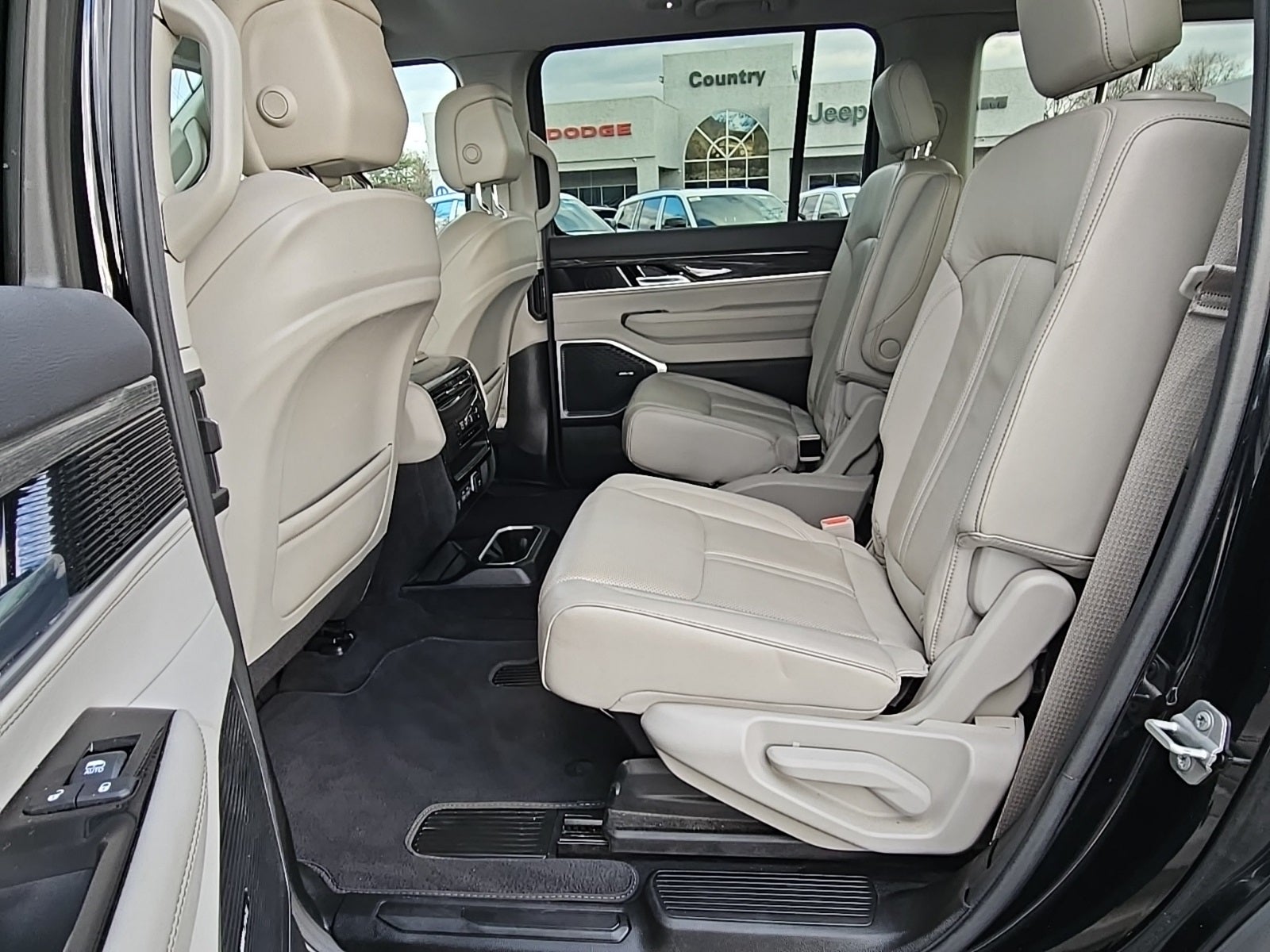 2022 Jeep Wagoneer Series III 4x4