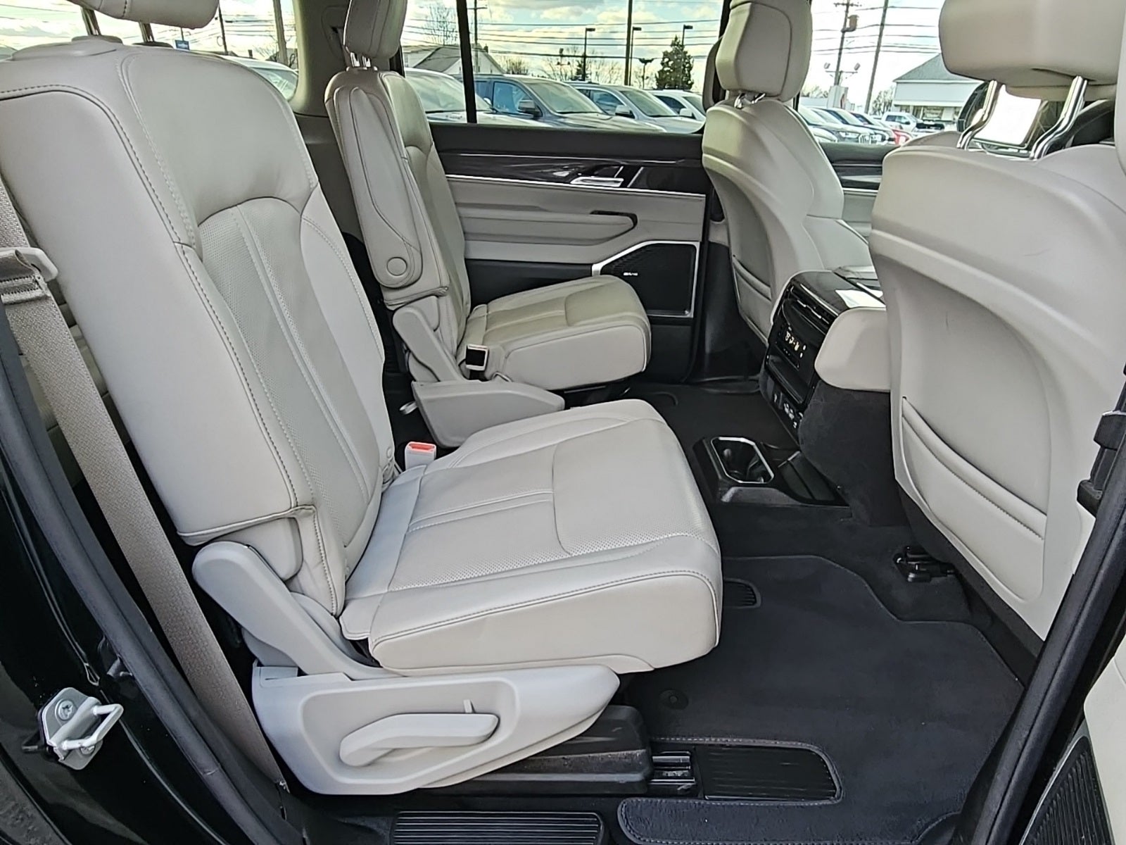 2022 Jeep Wagoneer Series III 4x4