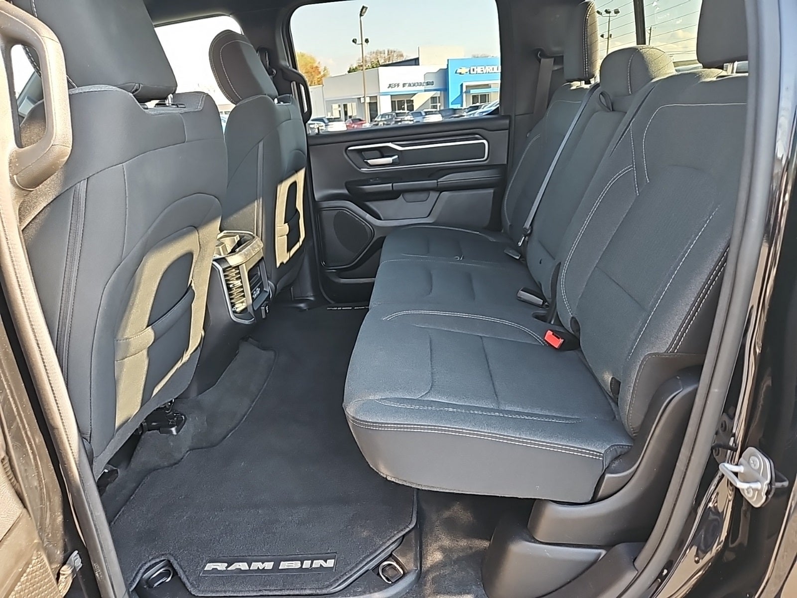 2022 RAM 1500 Big Horn Crew Cab 4x2 5'7' Box