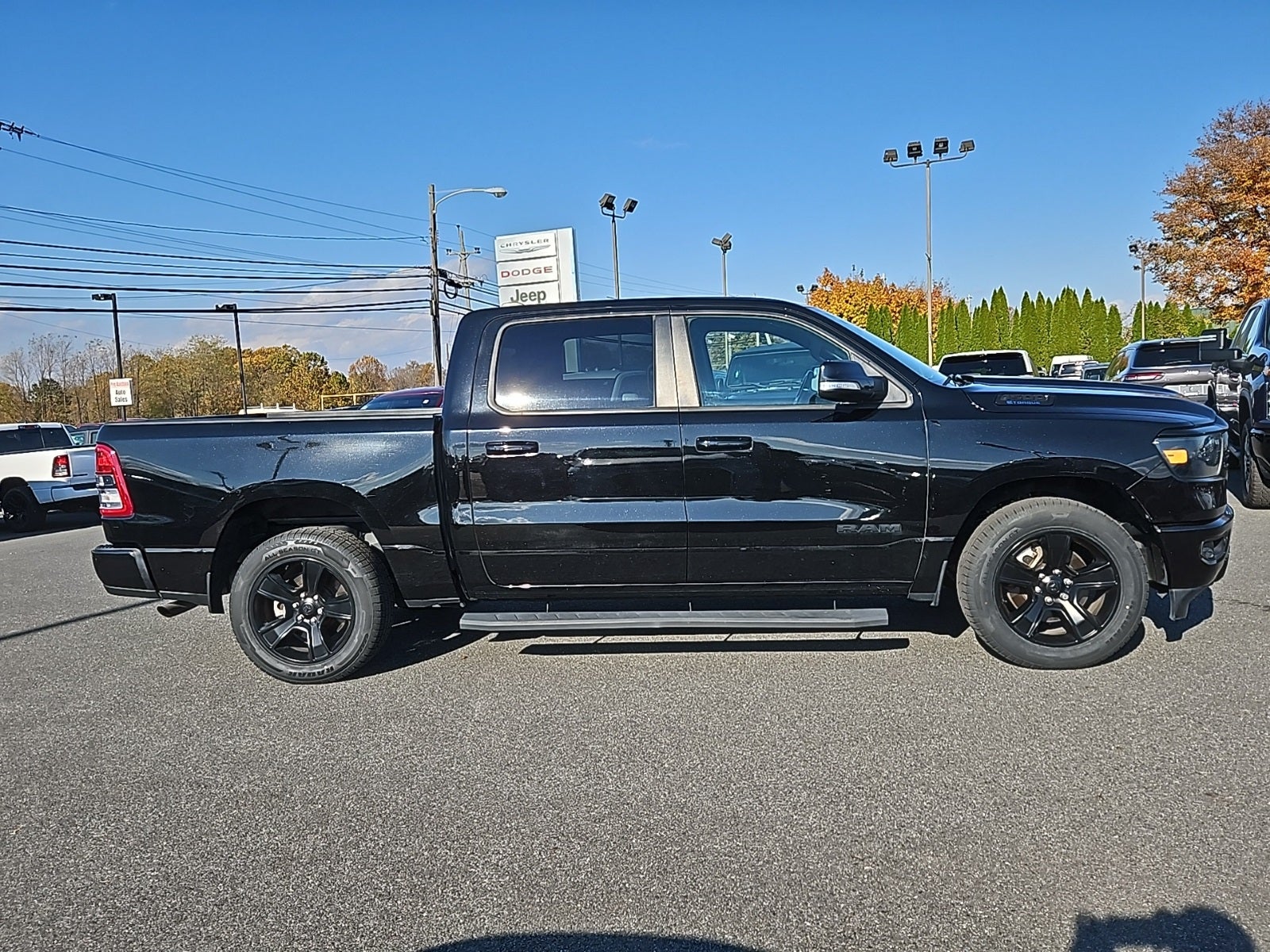 2022 RAM 1500 Big Horn Crew Cab 4x2 5'7' Box