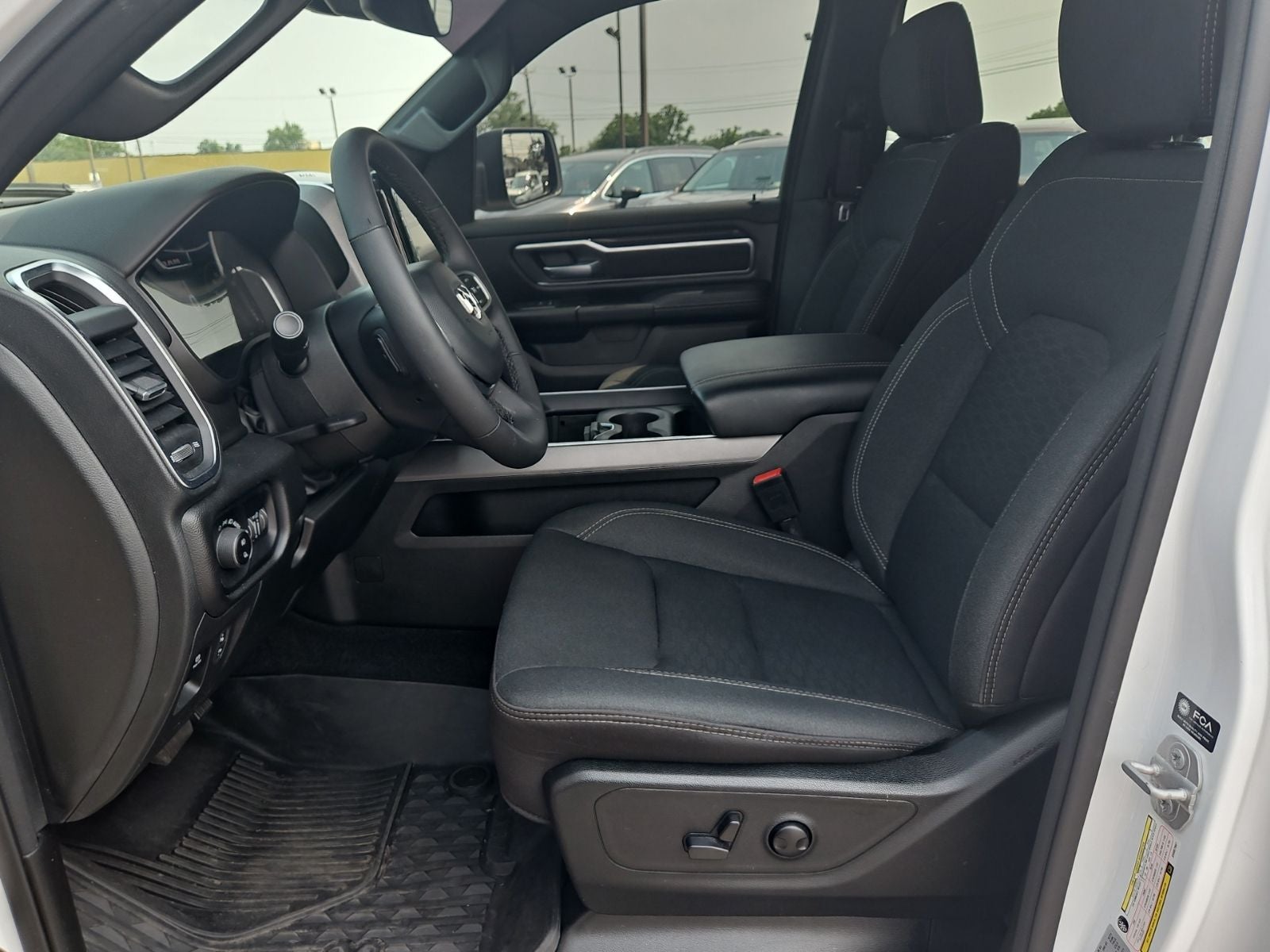 2025 RAM 1500 Big Horn Crew Cab 4x4 5'7' Box