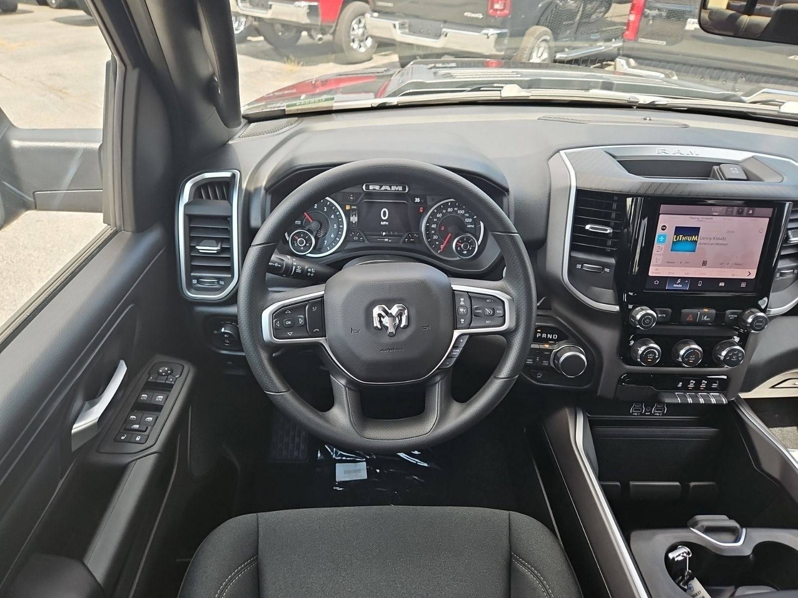 2026 RAM 1500 RAM 1500 EXPRESS CREW CAB 4X4 5'7' BOX