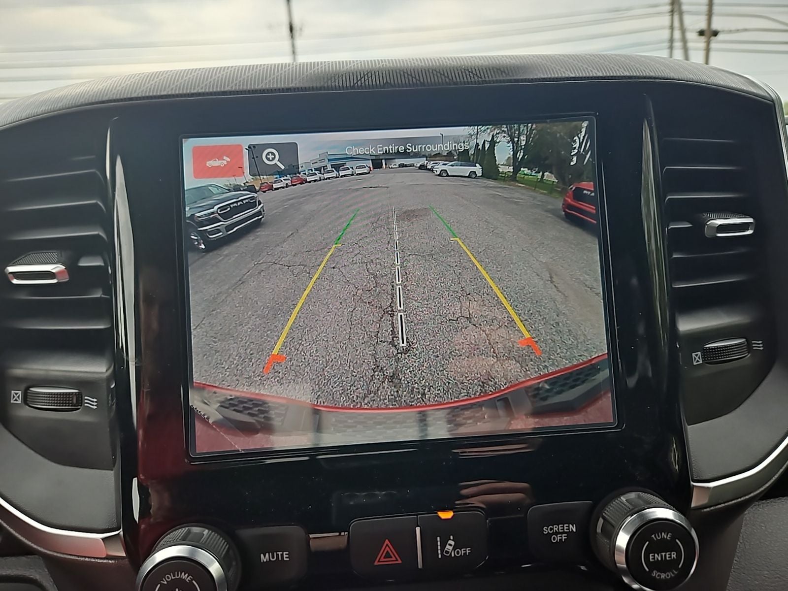 2026 RAM Ram 1500 RAM 1500 EXPRESS CREW CAB 4X4 5'7' BOX