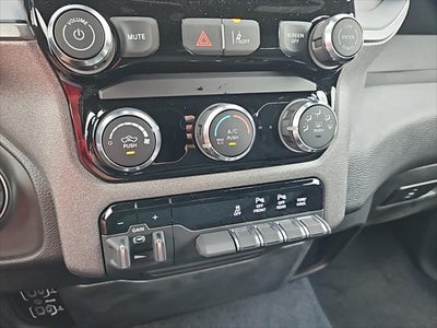 2025 RAM Ram 1500 RAM 1500 TRADESMAN CREW CAB 4X4 5'7' BOX