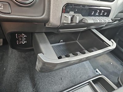 2025 RAM Ram 1500 RAM 1500 TRADESMAN CREW CAB 4X4 5'7' BOX