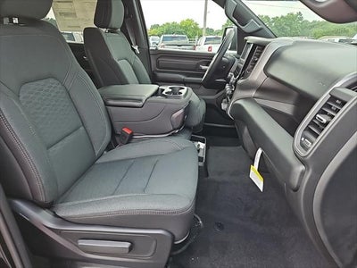 2025 RAM Ram 1500 RAM 1500 TRADESMAN CREW CAB 4X4 5'7' BOX