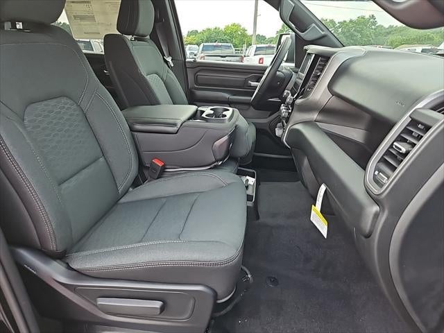 2025 RAM Ram 1500 RAM 1500 TRADESMAN CREW CAB 4X4 5'7' BOX