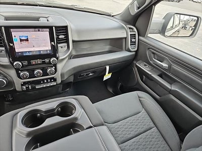 2025 RAM Ram 1500 RAM 1500 TRADESMAN CREW CAB 4X4 5'7' BOX