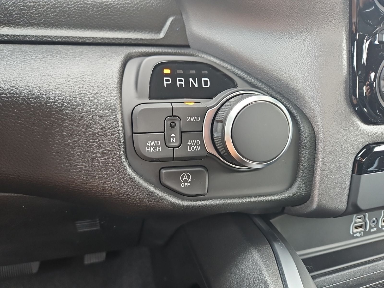 2026 RAM Ram 1500 RAM 1500 EXPRESS CREW CAB 4X4 5'7' BOX