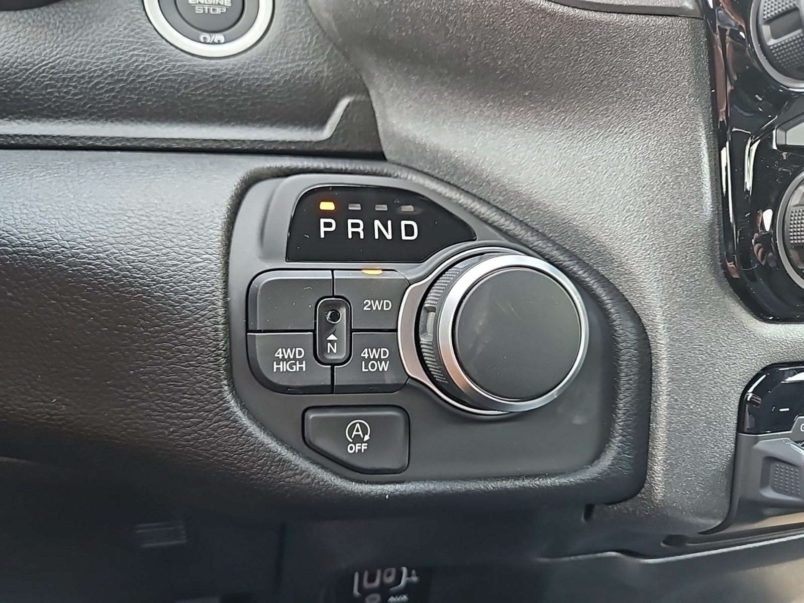 2025 RAM Ram 1500 RAM 1500 TRADESMAN CREW CAB 4X4 5'7' BOX