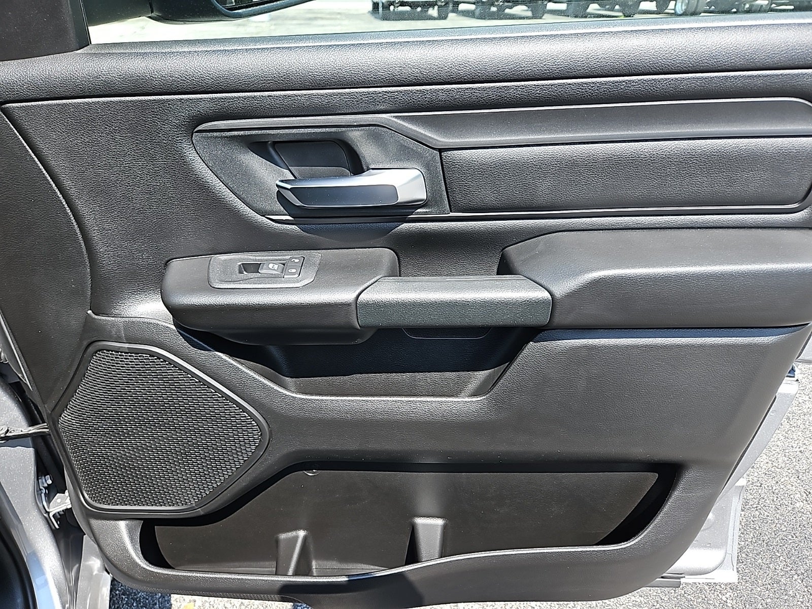 2025 RAM Ram 1500 RAM 1500 TRADESMAN CREW CAB 4X4 5'7' BOX