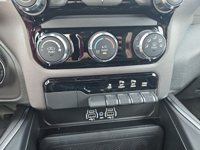 2026 RAM 1500 RAM 1500 EXPRESS CREW CAB 4X4 5'7' BOX