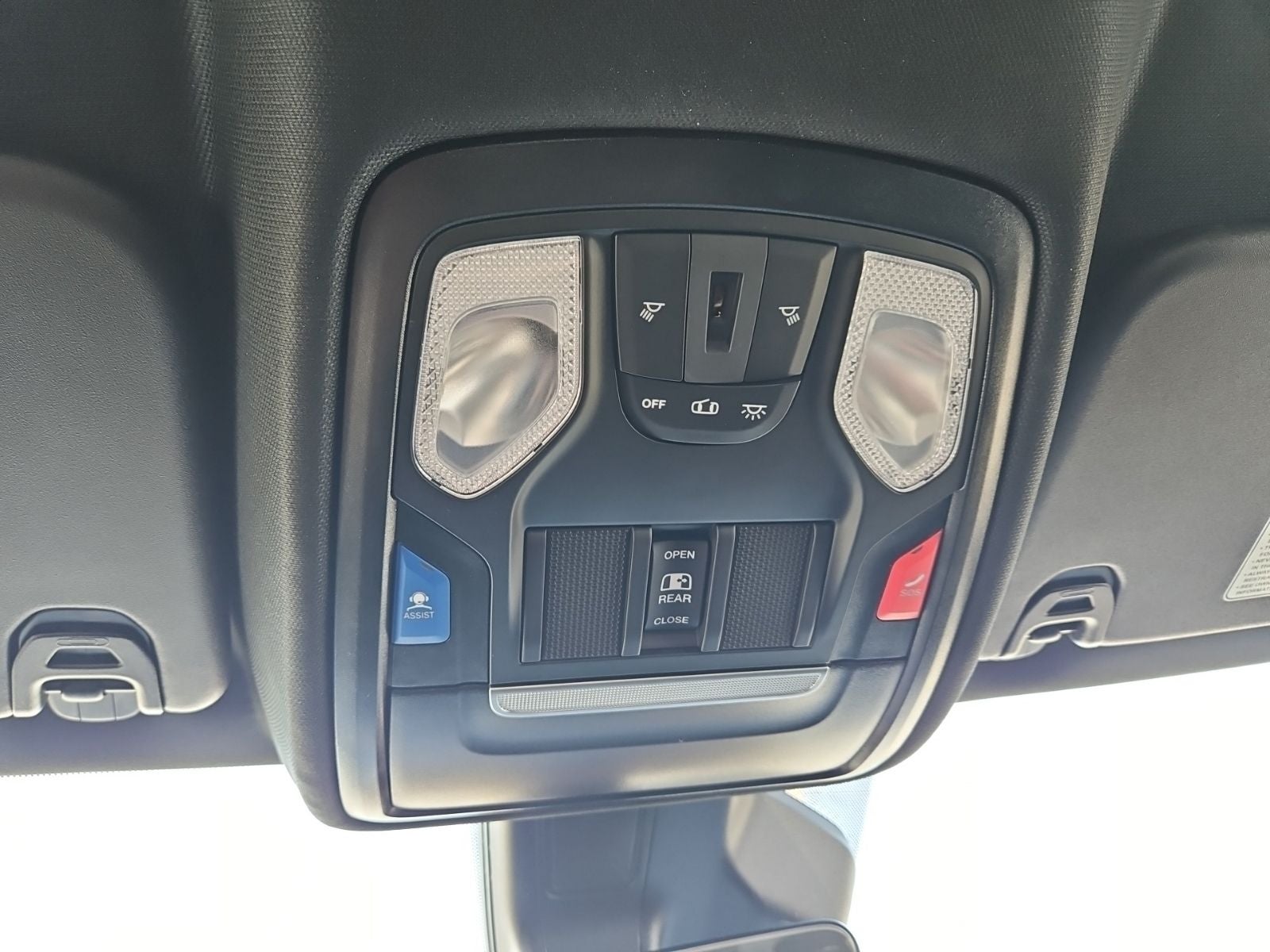 2026 RAM 1500 RAM 1500 EXPRESS CREW CAB 4X4 5'7' BOX