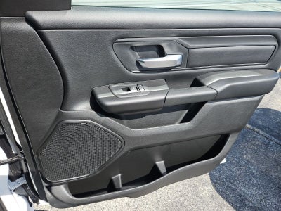2026 RAM 1500 RAM 1500 EXPRESS CREW CAB 4X4 5'7' BOX