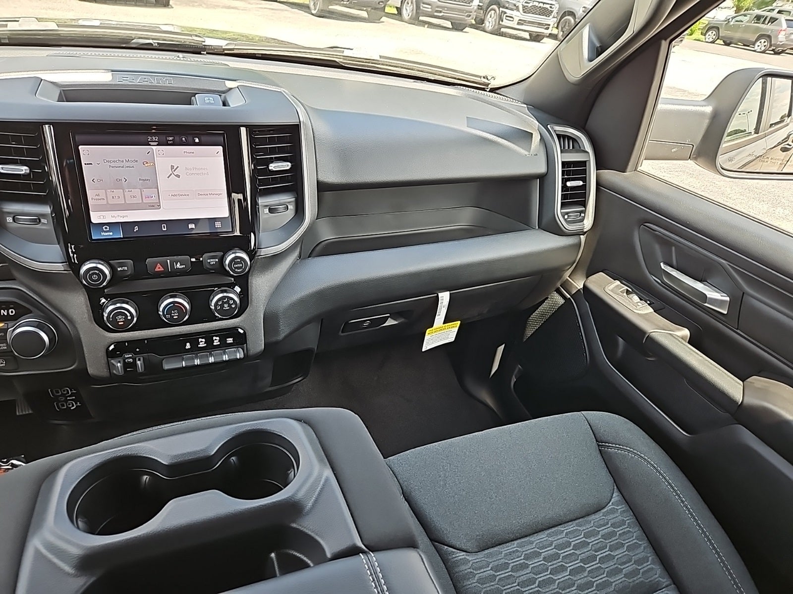 2025 RAM Ram 1500 RAM 1500 TRADESMAN CREW CAB 4X4 5'7' BOX