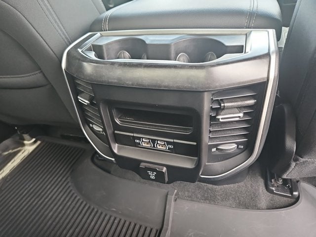 2022 RAM 1500 Big Horn Quad Cab 4x4 6'4' Box