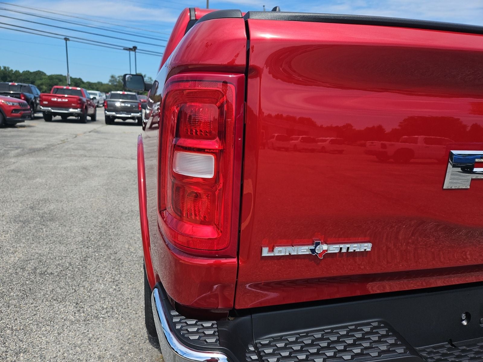 2026 RAM 1500 RAM 1500 LONE STAR CREW CAB 4X4 5'7' BOX