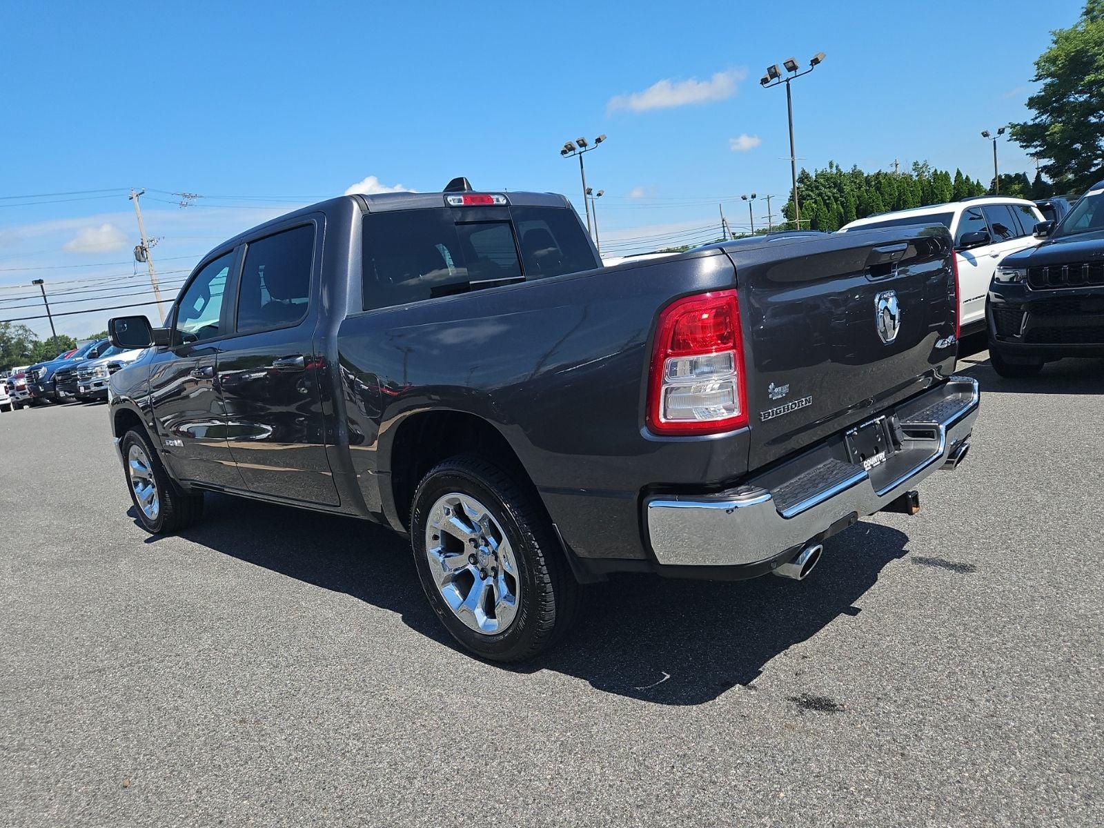 2022 RAM 1500 Big Horn Crew Cab 4x4 5'7' Box