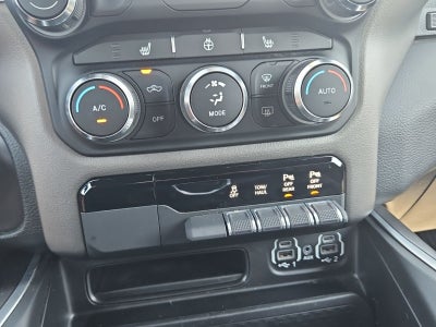2022 RAM 1500 Big Horn Crew Cab 4x4 5'7' Box