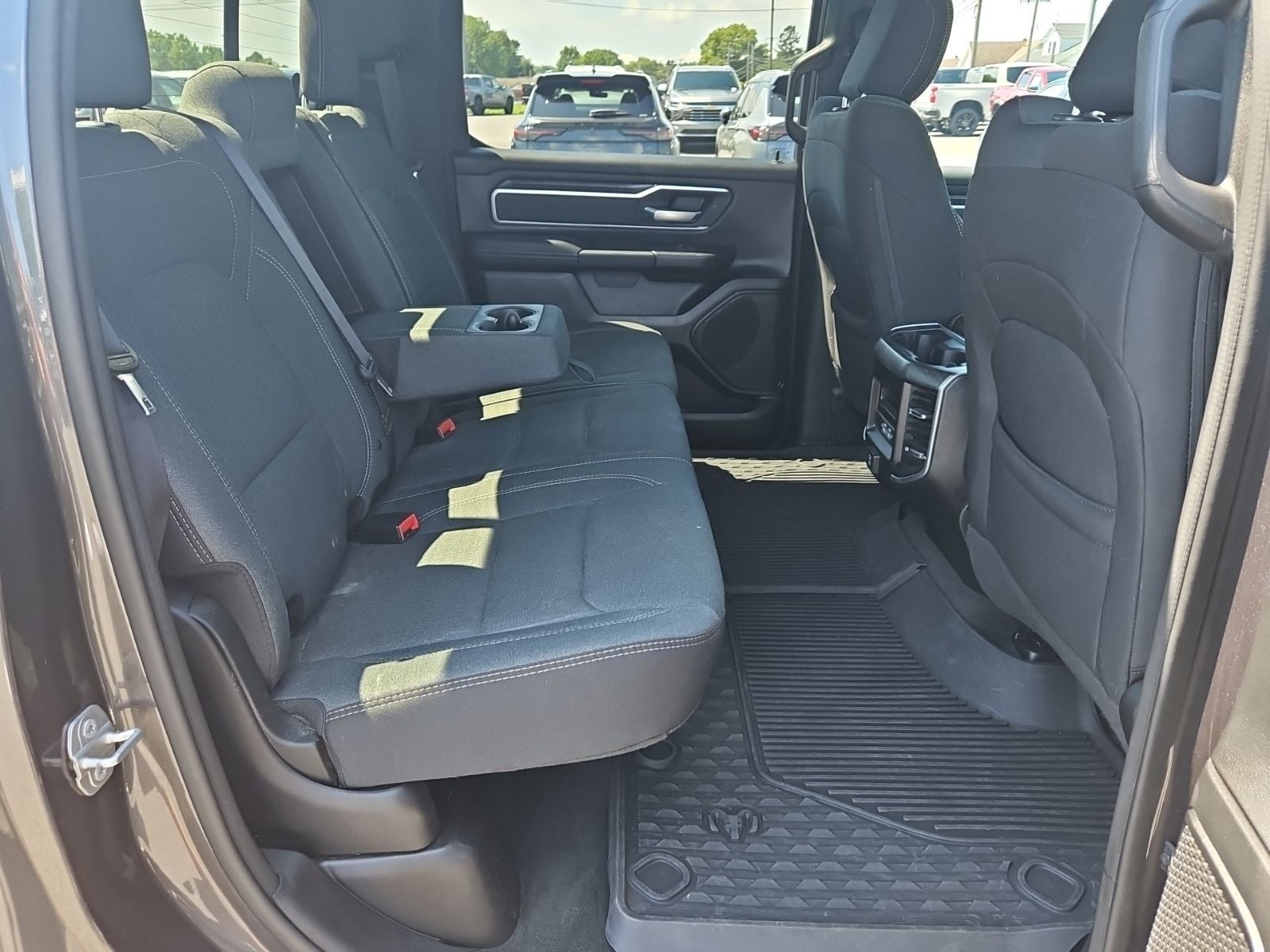 2022 RAM 1500 Big Horn Crew Cab 4x4 5'7' Box
