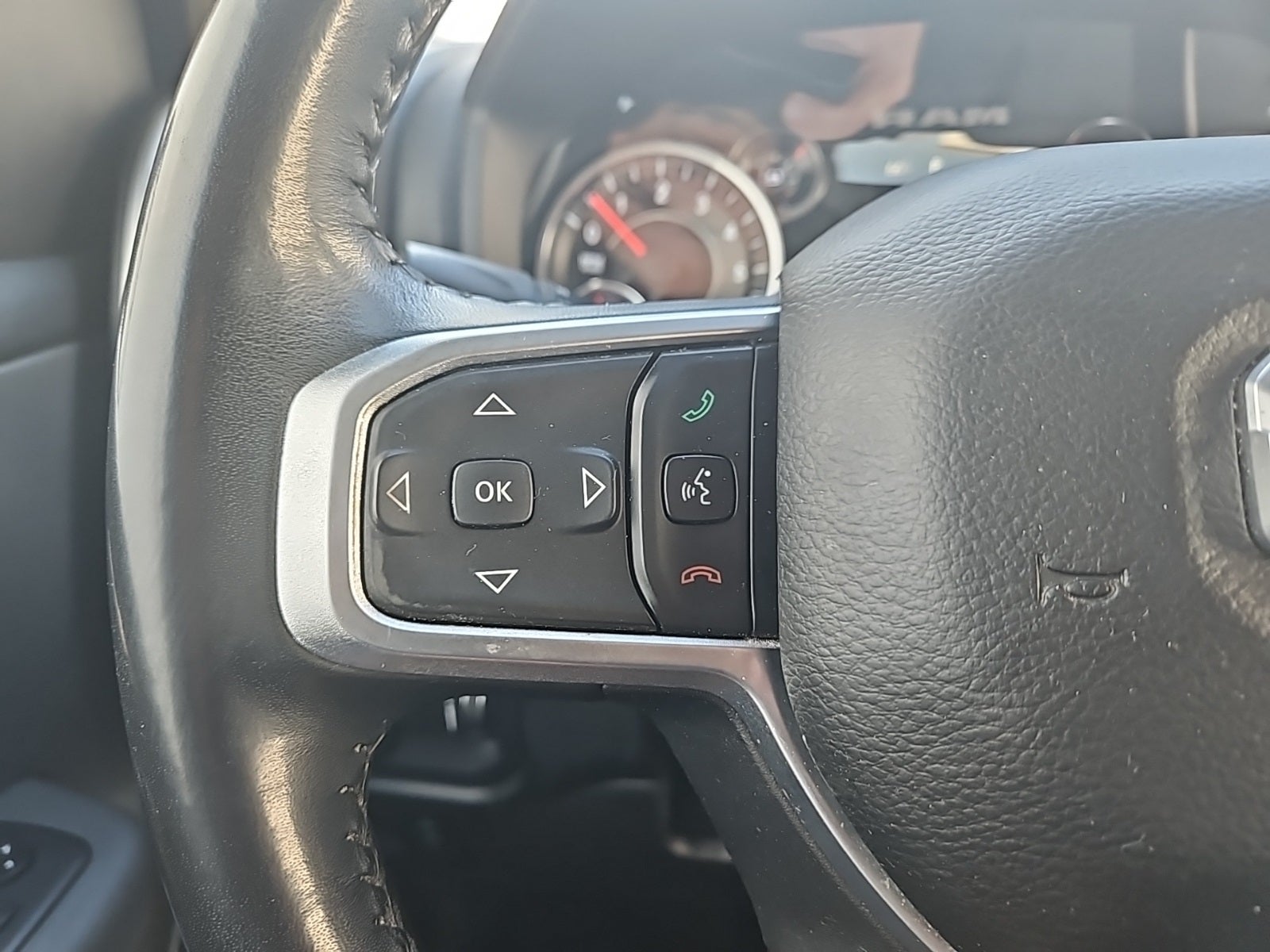 2020 RAM 1500 Big Horn Crew Cab 4x4 5'7' Box