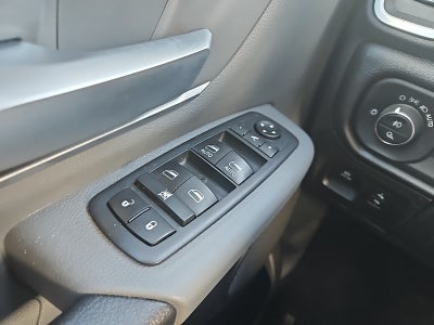 2020 RAM 1500 Big Horn Crew Cab 4x4 5'7' Box