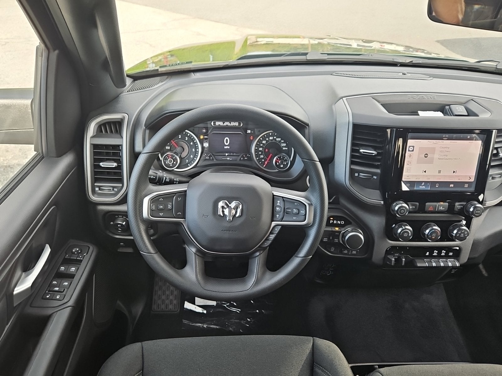 2027 RAM Ram 1500 RAM 1500 WARLOCK CREW CAB 4X4 5'7' BOX
