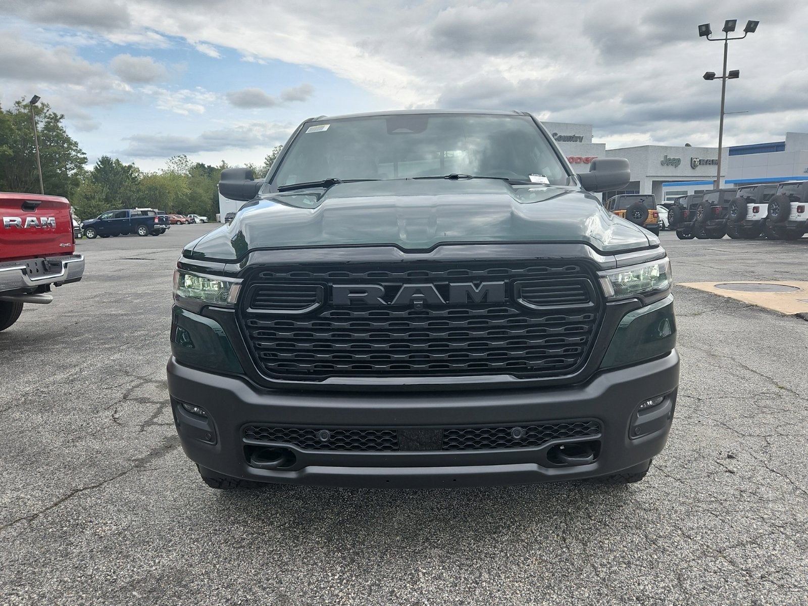 2027 RAM Ram 1500 RAM 1500 WARLOCK CREW CAB 4X4 5'7' BOX