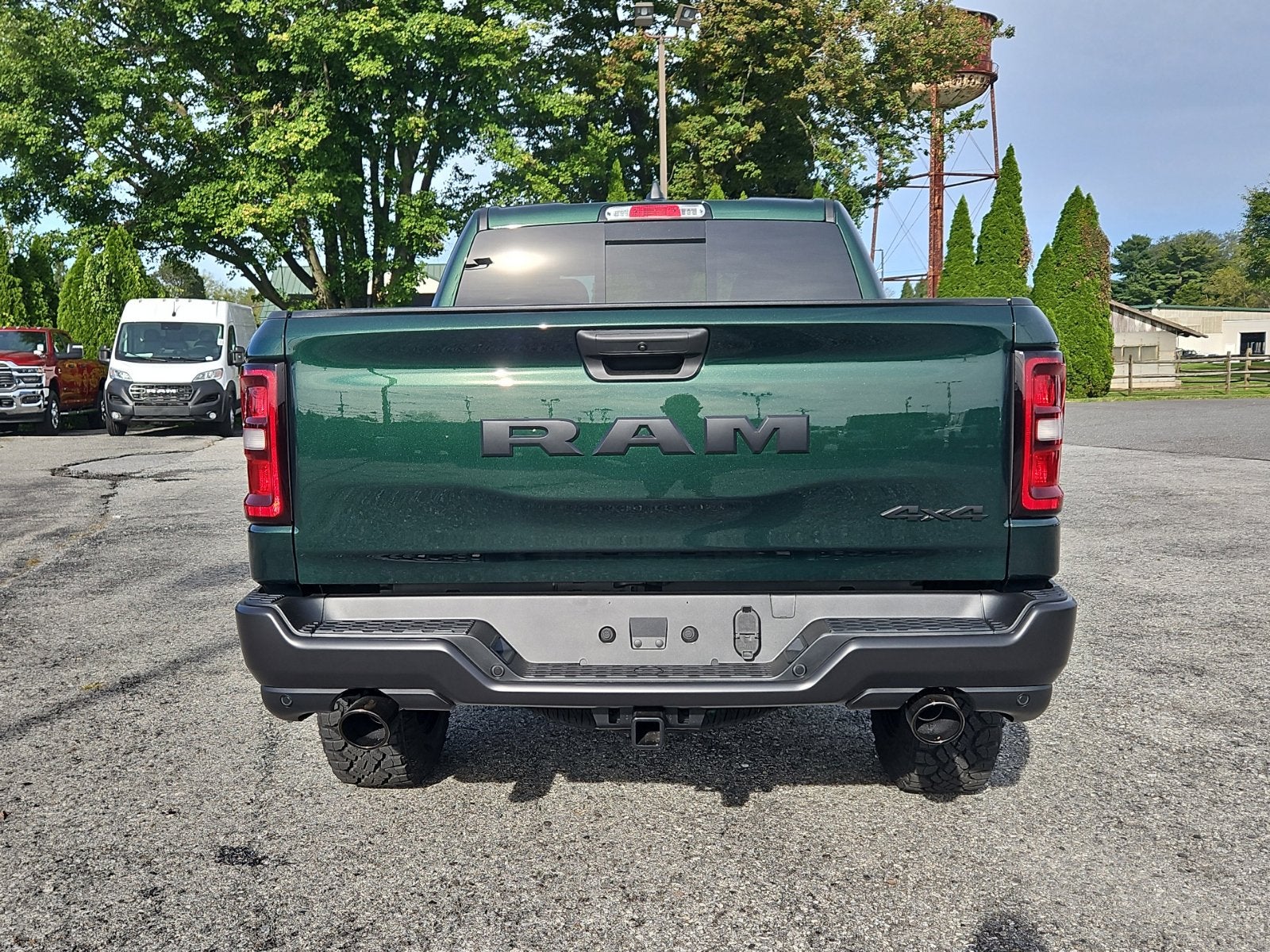 2027 RAM Ram 1500 RAM 1500 WARLOCK CREW CAB 4X4 5'7' BOX
