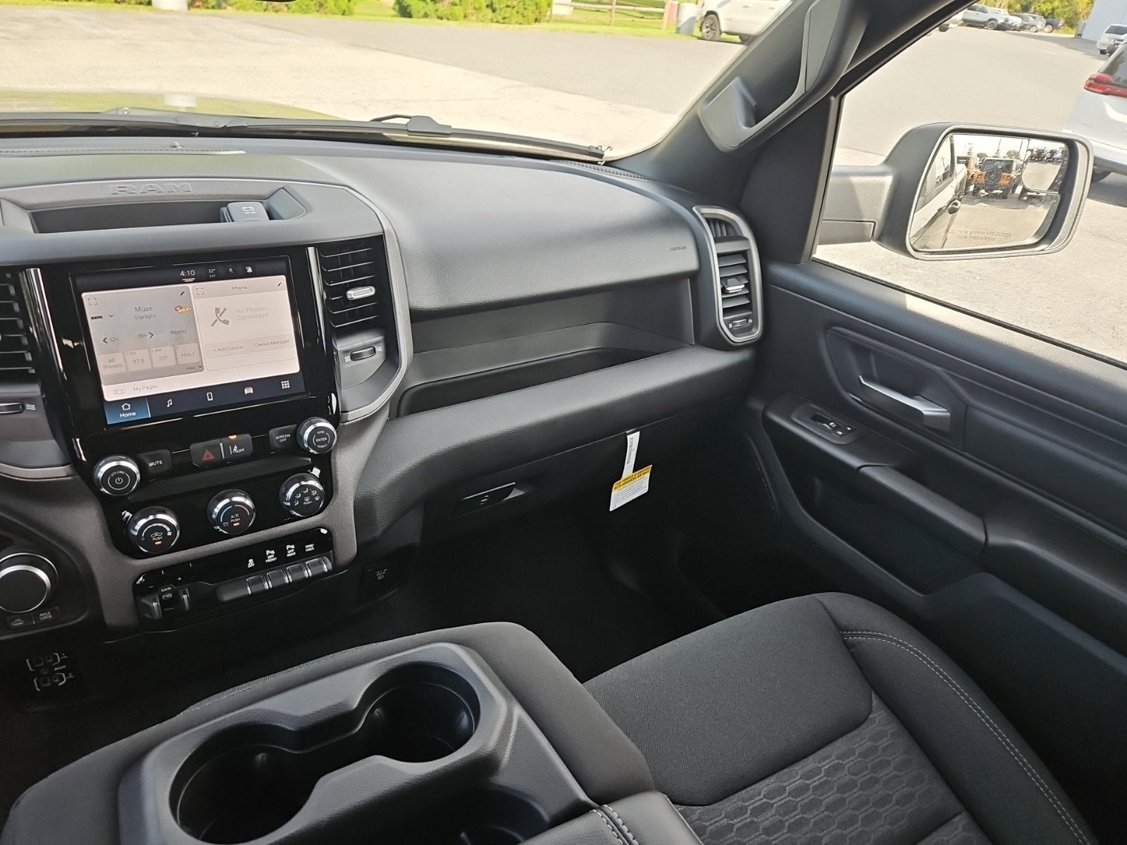 2027 RAM Ram 1500 RAM 1500 WARLOCK CREW CAB 4X4 5'7' BOX