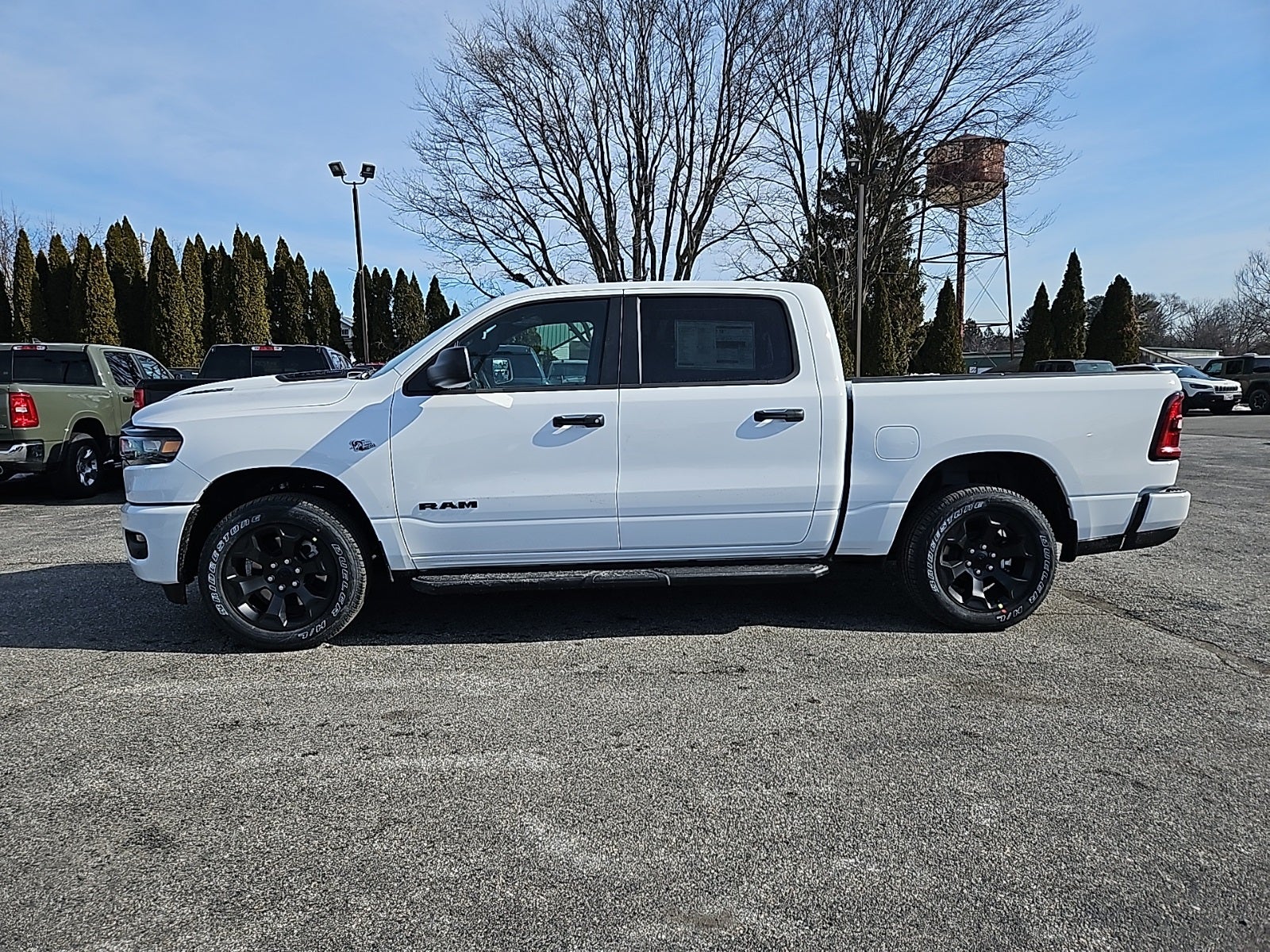 2026 RAM Ram 1500 RAM 1500 EXPRESS CREW CAB 4X4 5'7' BOX