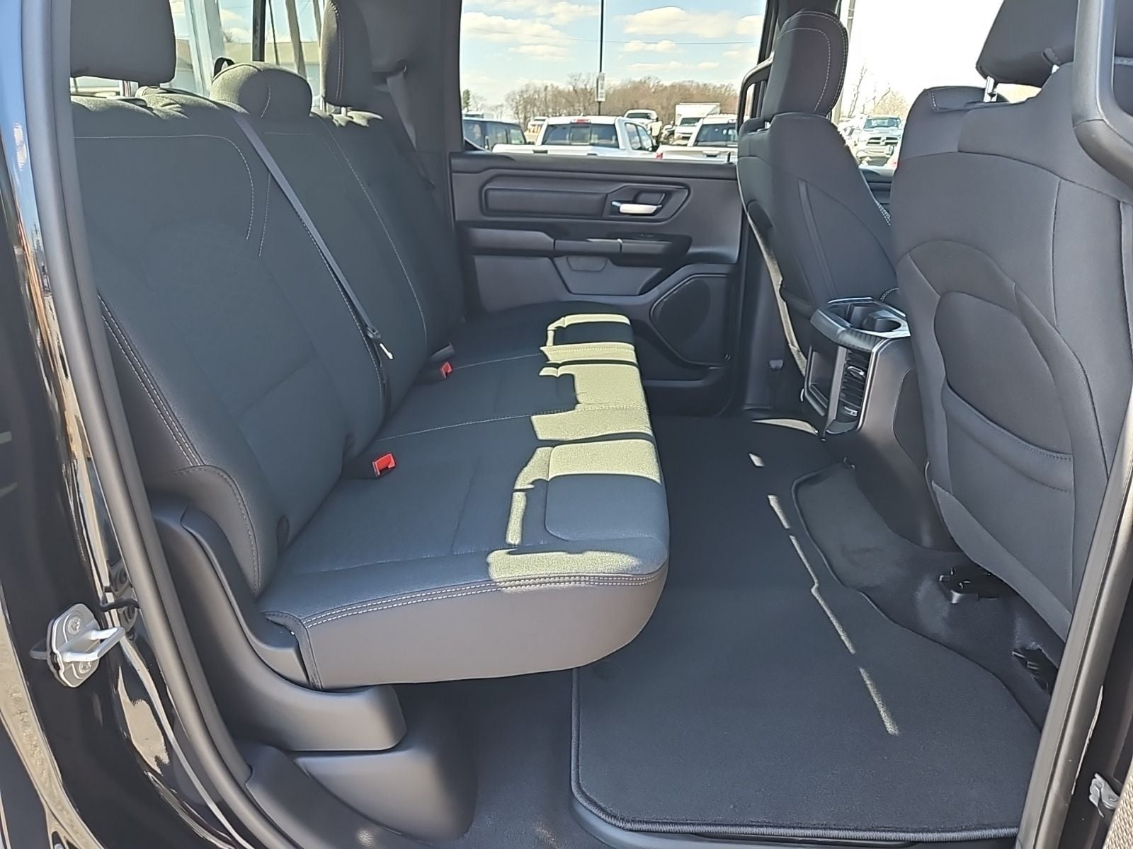 2026 RAM Ram 1500 RAM 1500 EXPRESS CREW CAB 4X4 5'7' BOX