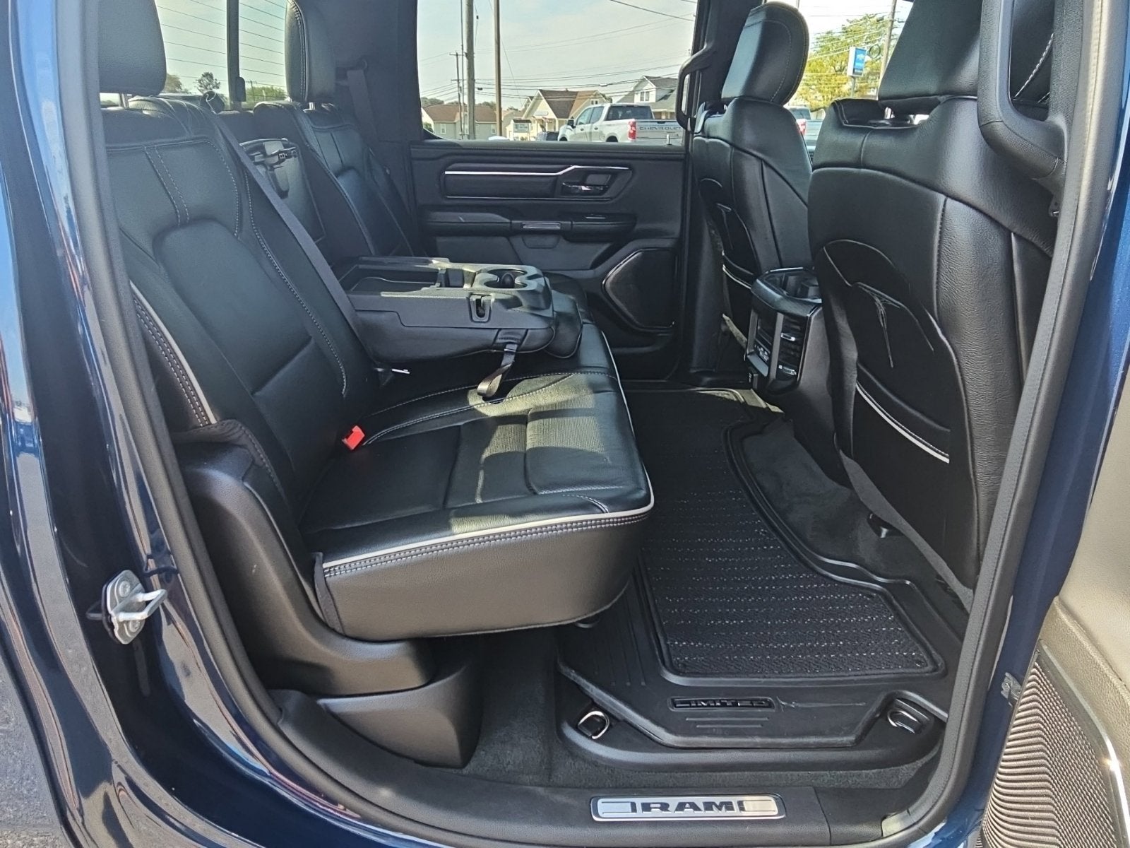 2023 RAM 1500 Limited Crew Cab 4x4 5'7' Box