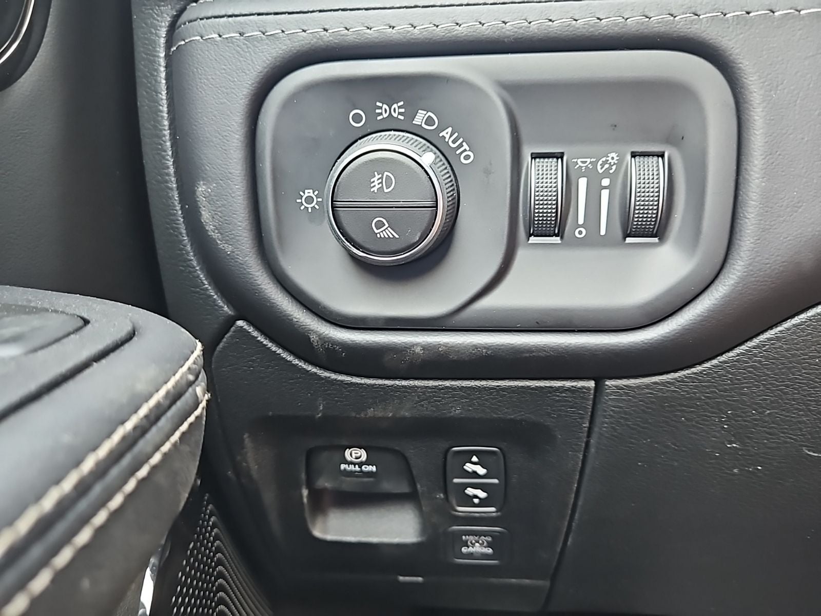 2026 RAM Ram 1500 RAM 1500 LIMITED CREW CAB 4X4 5'7' BOX