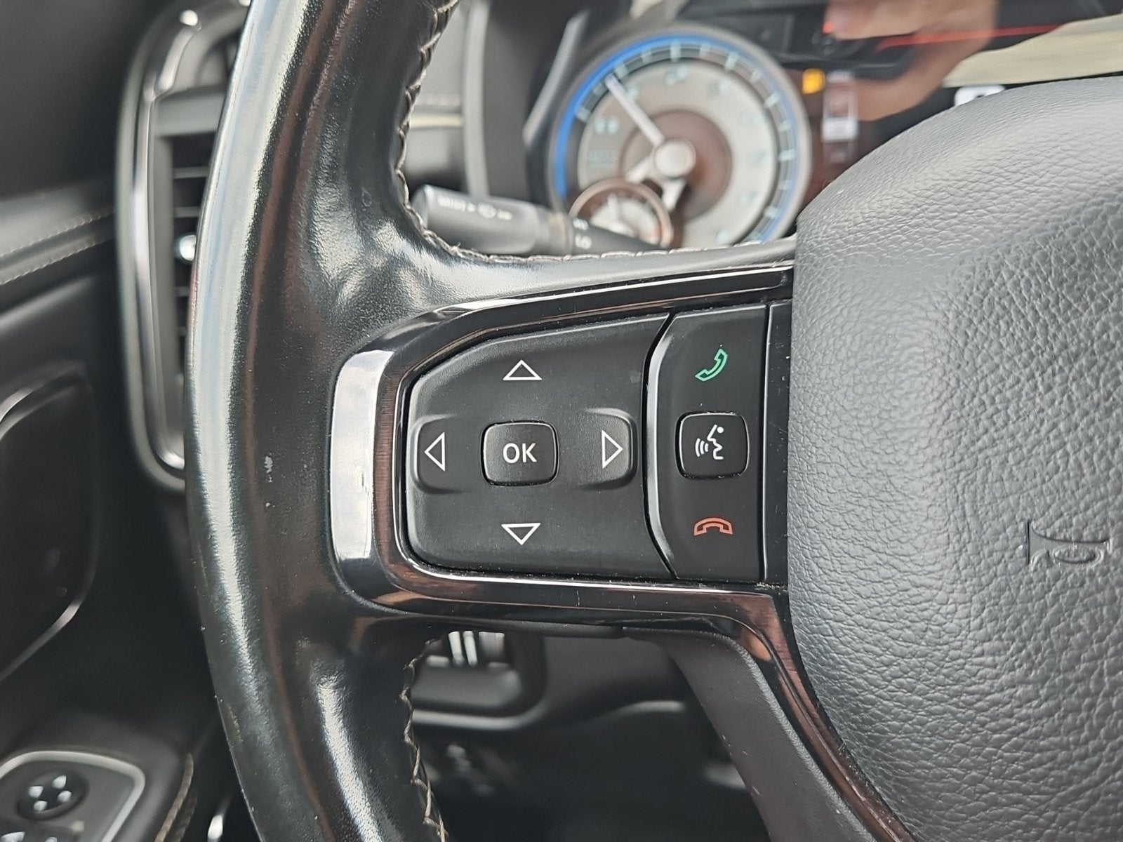 2022 RAM 1500 Limited Crew Cab 4x4 5'7' Box