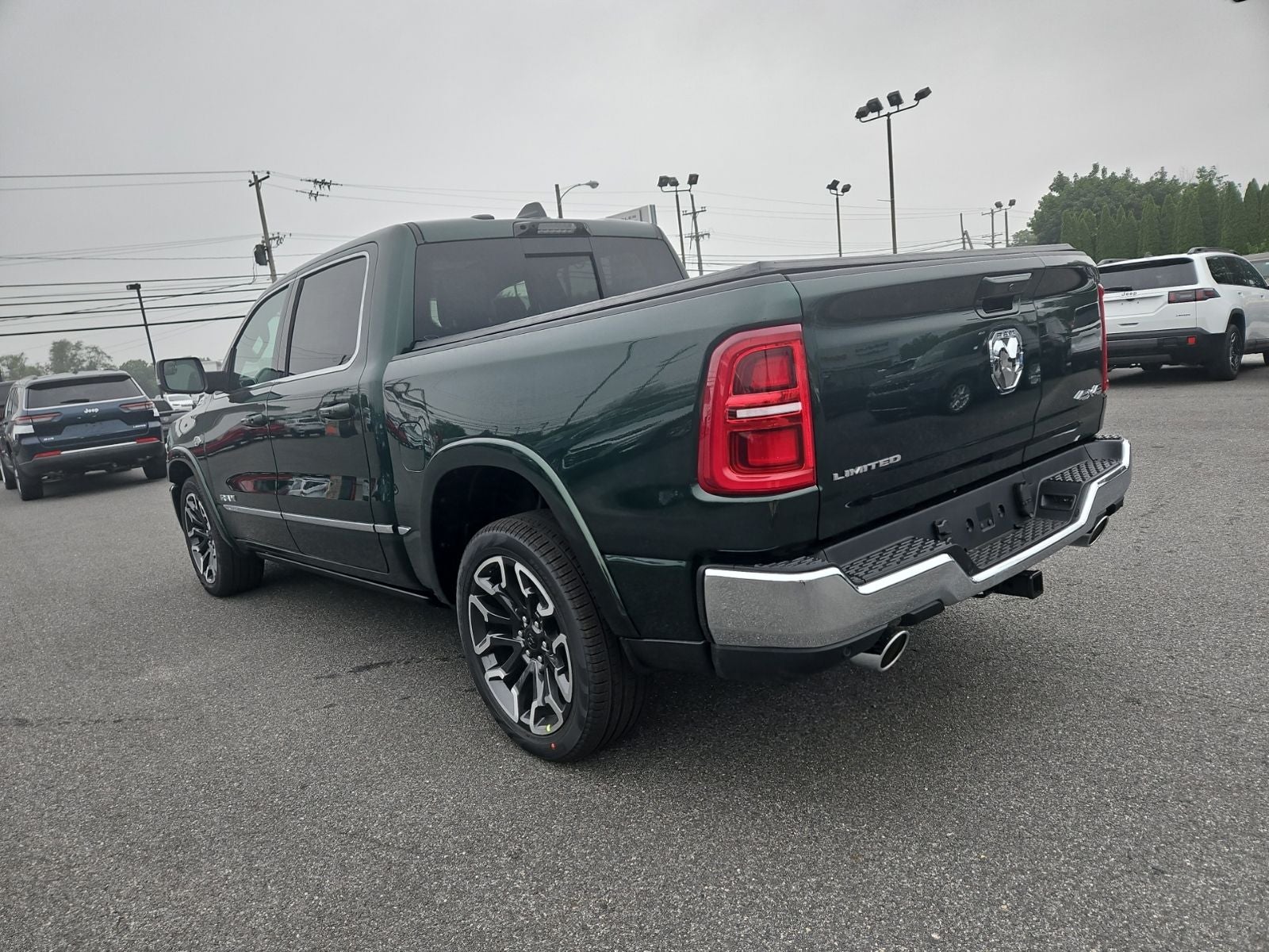 2026 RAM Ram 1500 RAM 1500 LIMITED CREW CAB 4X4 5'7' BOX