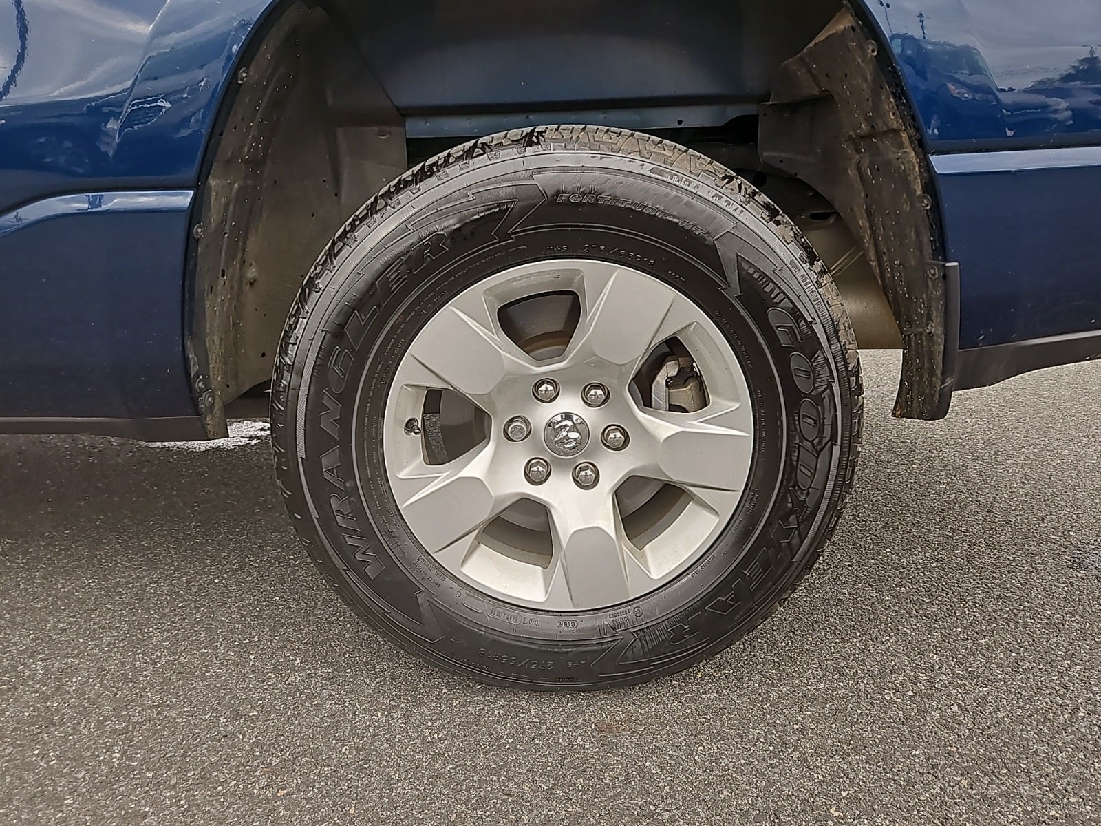 2024 RAM 1500 Big Horn Crew Cab 4x4 6'4' Box