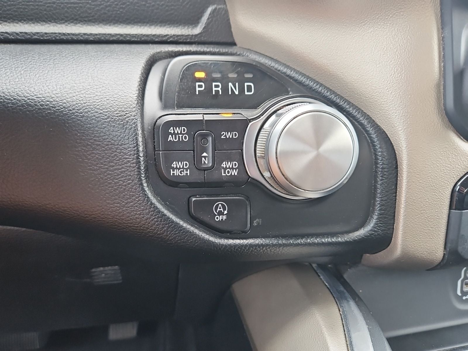 2022 RAM 1500 Laramie Crew Cab 4x4 6'4' Box