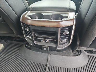 2022 RAM 1500 Laramie Crew Cab 4x4 6'4' Box