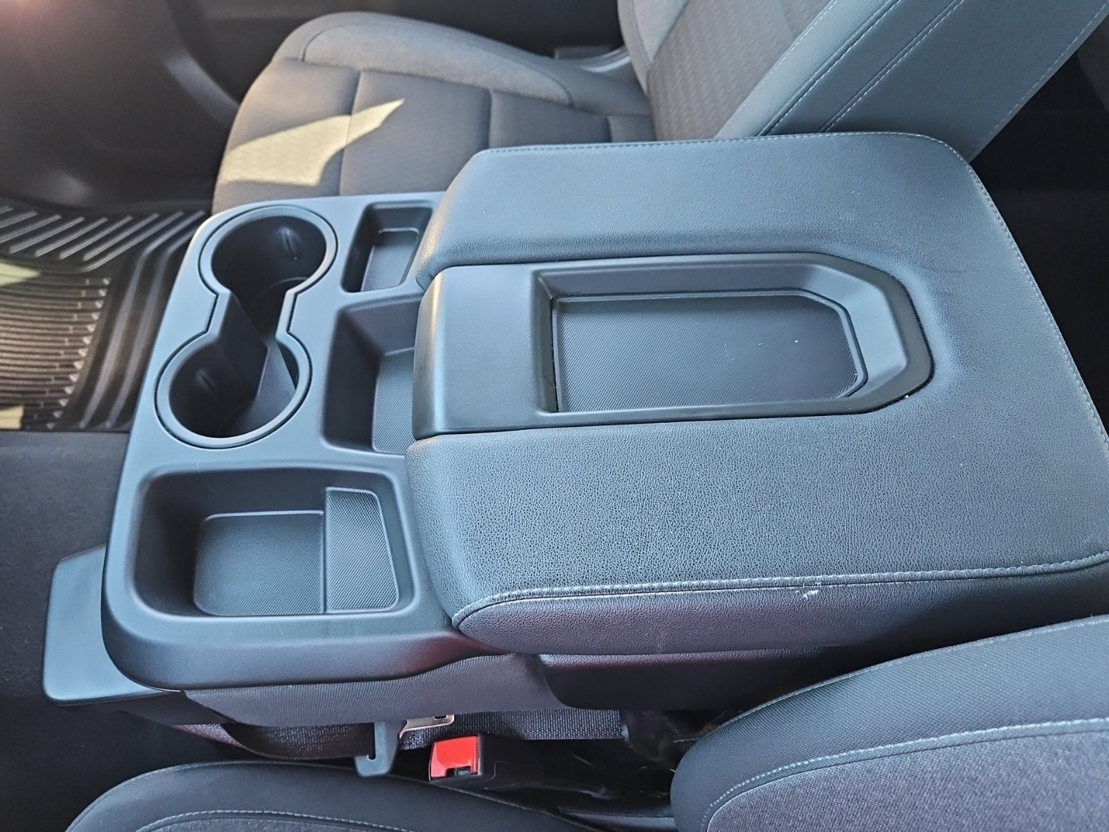 2024 Chevrolet Silverado 1500 4WD Crew Cab Short Bed Custom