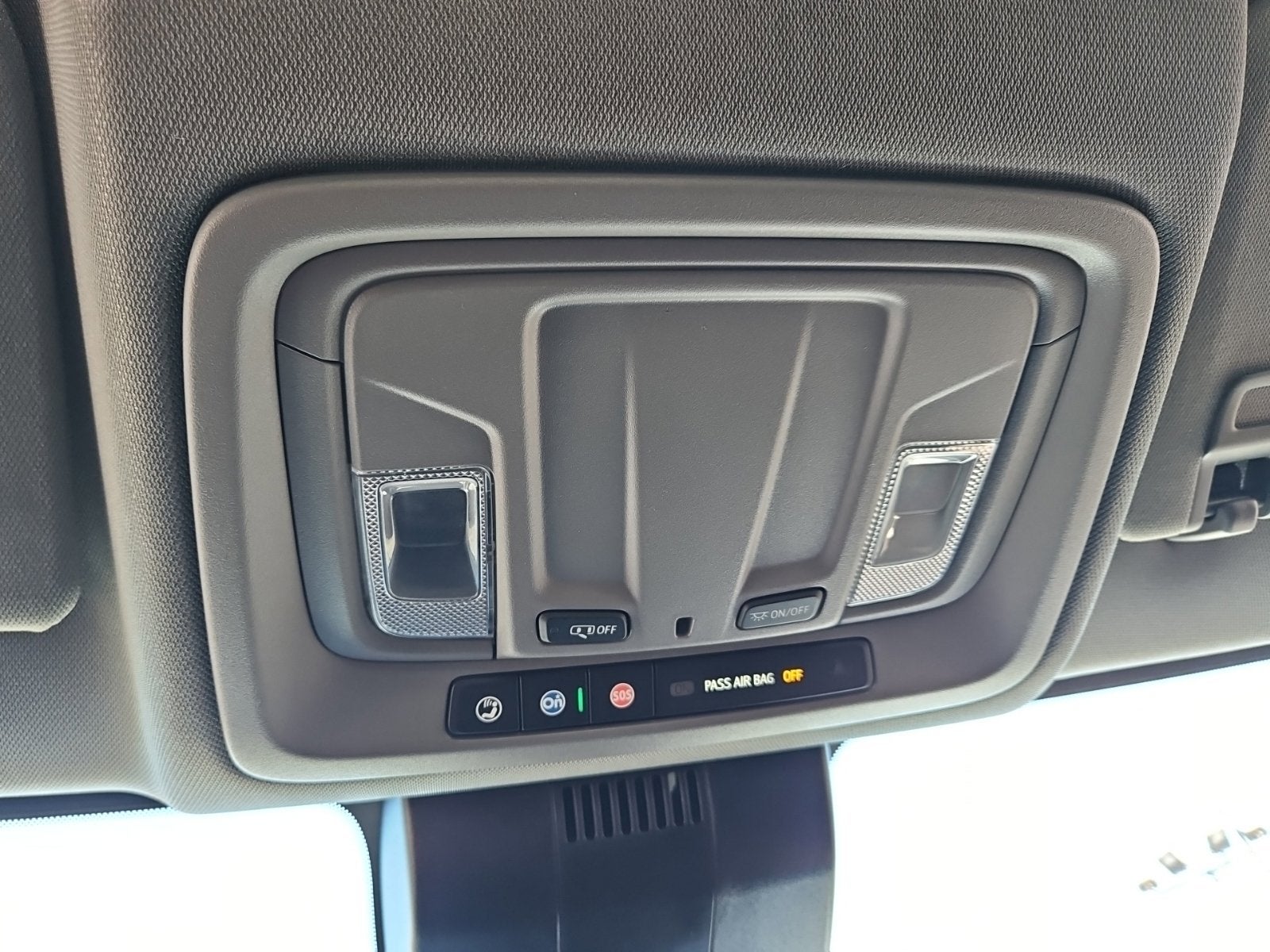 2024 Chevrolet Silverado 1500 4WD Crew Cab Short Bed Custom