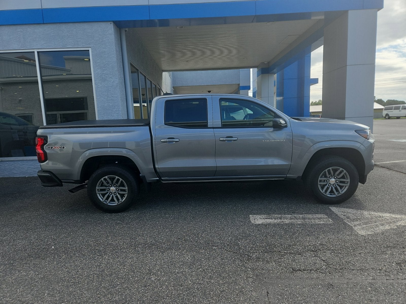2025 Chevrolet Colorado 4WD LT