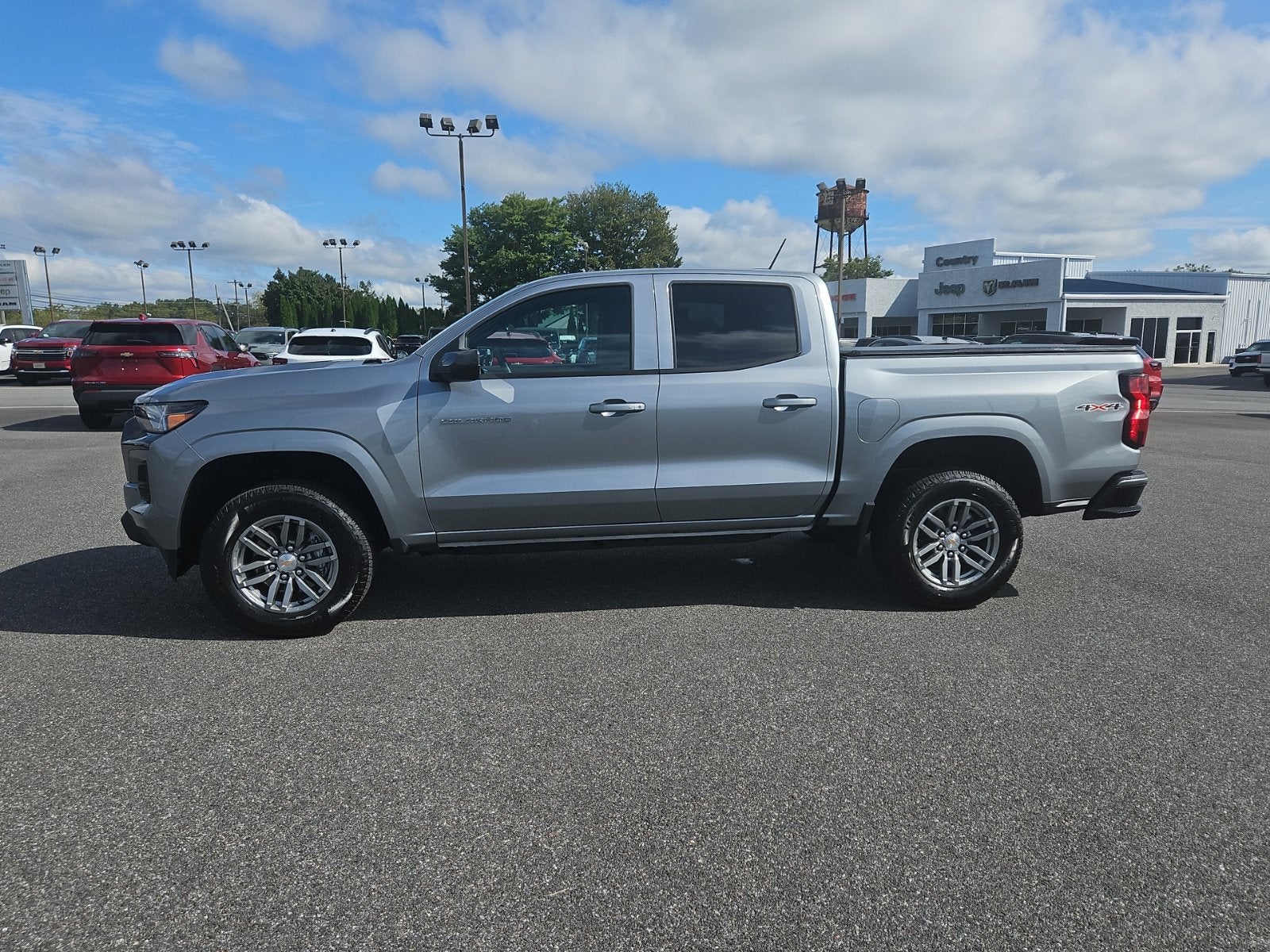 2025 Chevrolet Colorado 4WD LT