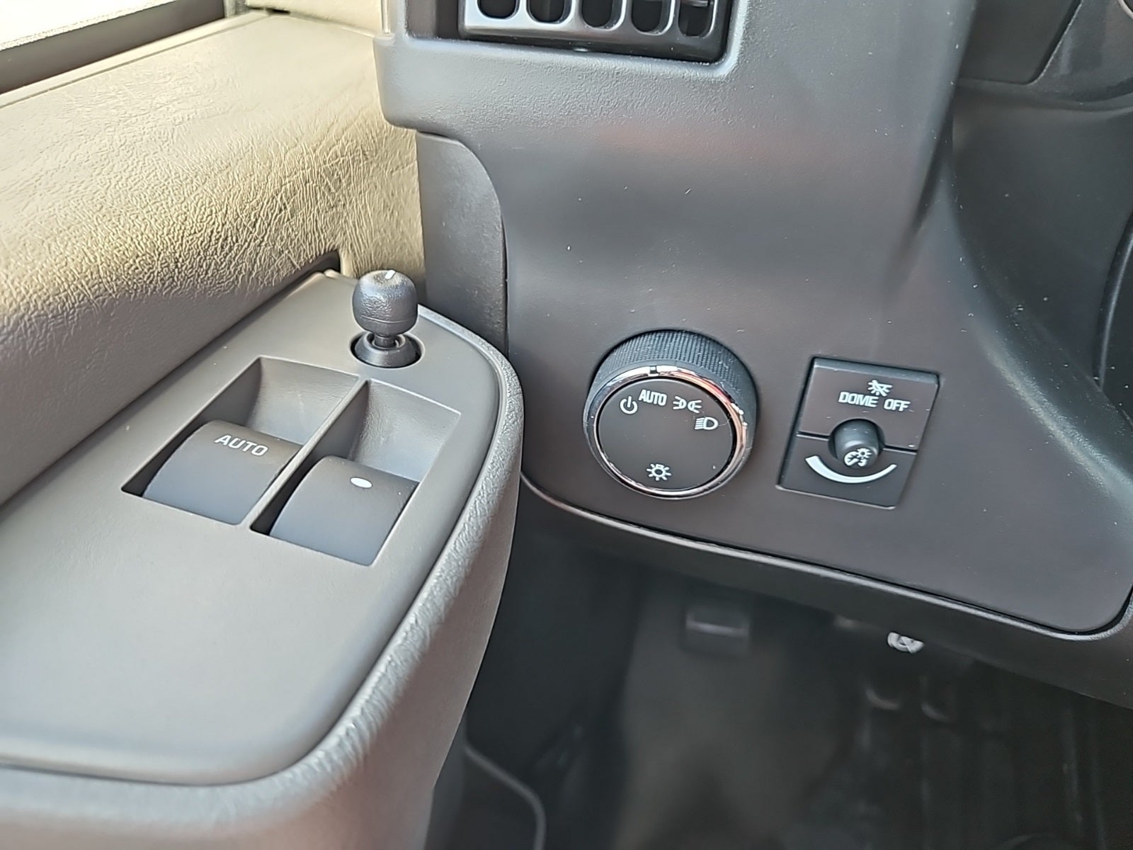 2025 Chevrolet Express Cargo RWD 2500 Regular Wheelbase WT