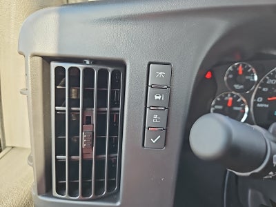 2025 Chevrolet Express Cargo RWD 2500 Regular Wheelbase WT