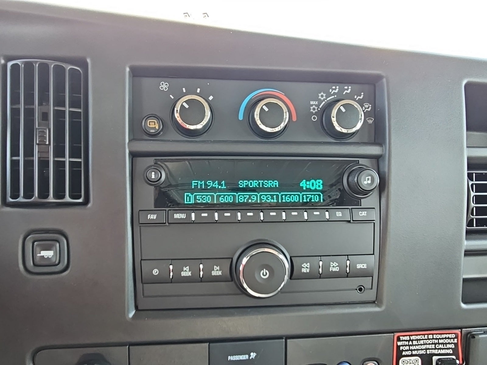 2025 Chevrolet Express Cargo RWD 2500 Regular Wheelbase WT