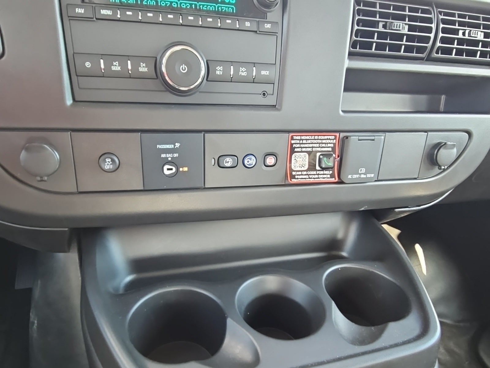 2025 Chevrolet Express Cargo RWD 2500 Regular Wheelbase WT